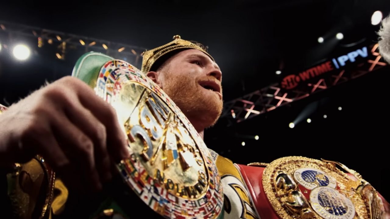 Could Canelo Alvarez be caught in "Father Time" fighting live dog Jaime Munguia?